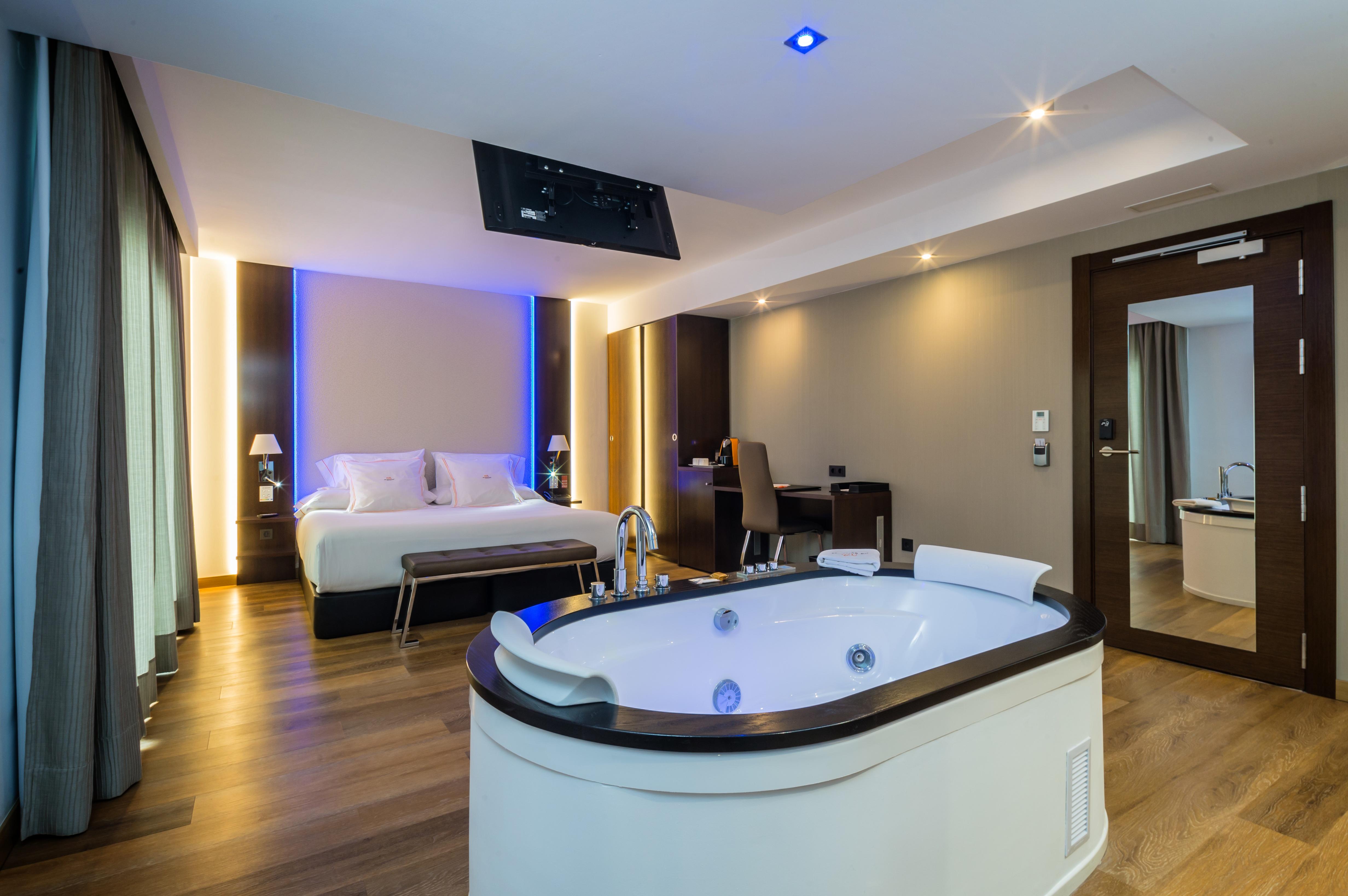 Mb Boutique Hotel - Adults Recommended Nerja Buitenkant foto